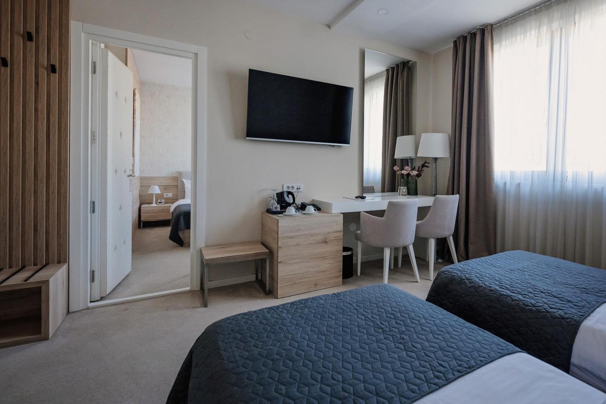 Ig Hotel Gornji Milanovac Dış mekan fotoğraf